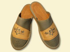 Výrobca papúč, obuvi, sandálov, papúč, drevákov, detskej obuvi, papúč z ovčej vlny, otepľovačov vlny