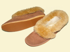 Výrobca papúč, obuvi, sandálov, papúč, drevákov, detskej obuvi, papúč z ovčej vlny, otepľovačov vlny